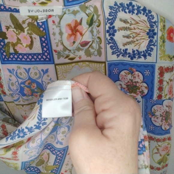 Womens Rose & Olive Blue/White Tile Pattern Print Blouse Size L Boho Cottagecore - Picture 5 of 5